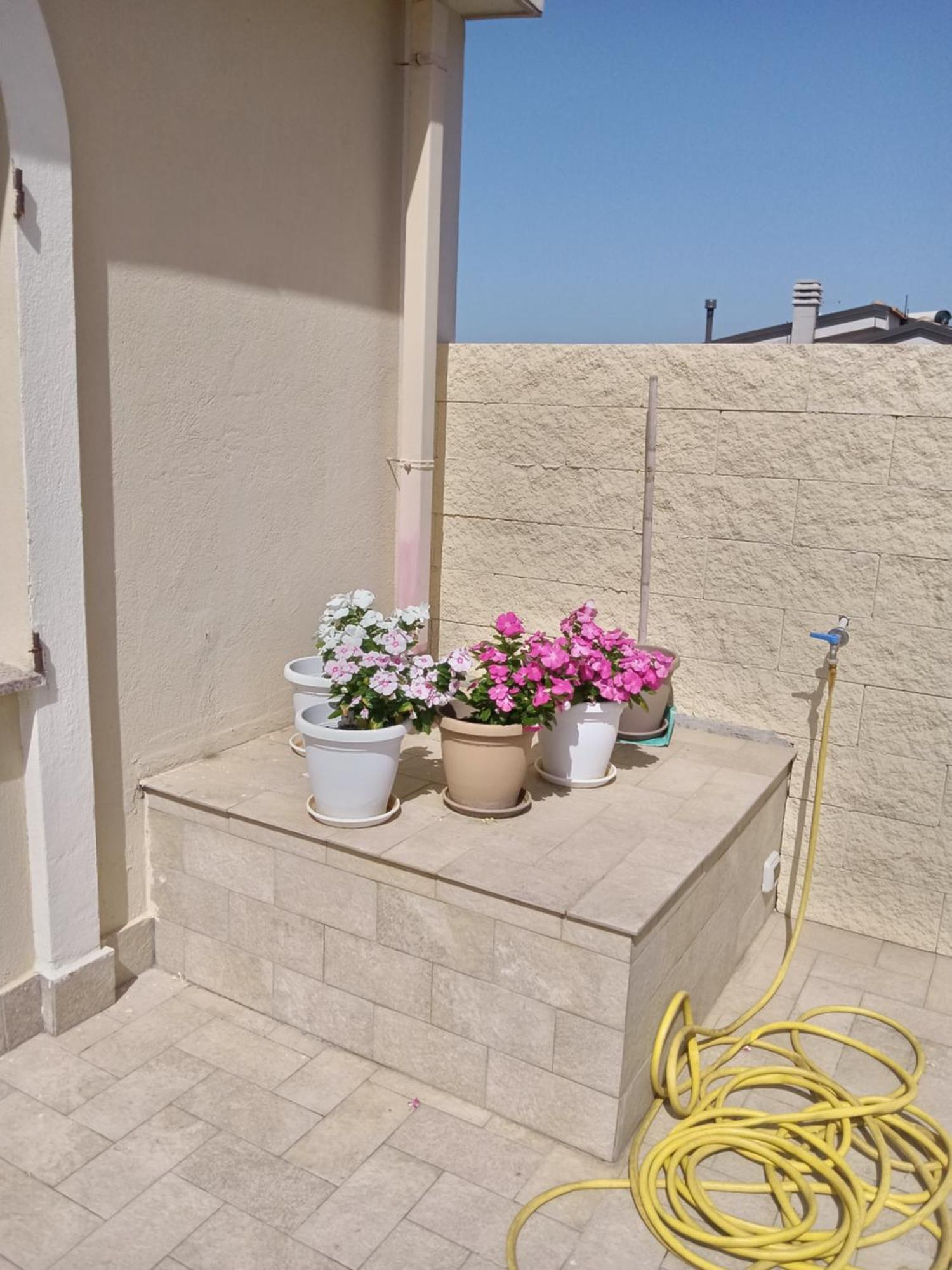 Luminoso Appartamento Con Terrazza......C.U......Q2483 Sìnnai Dış mekan fotoğraf